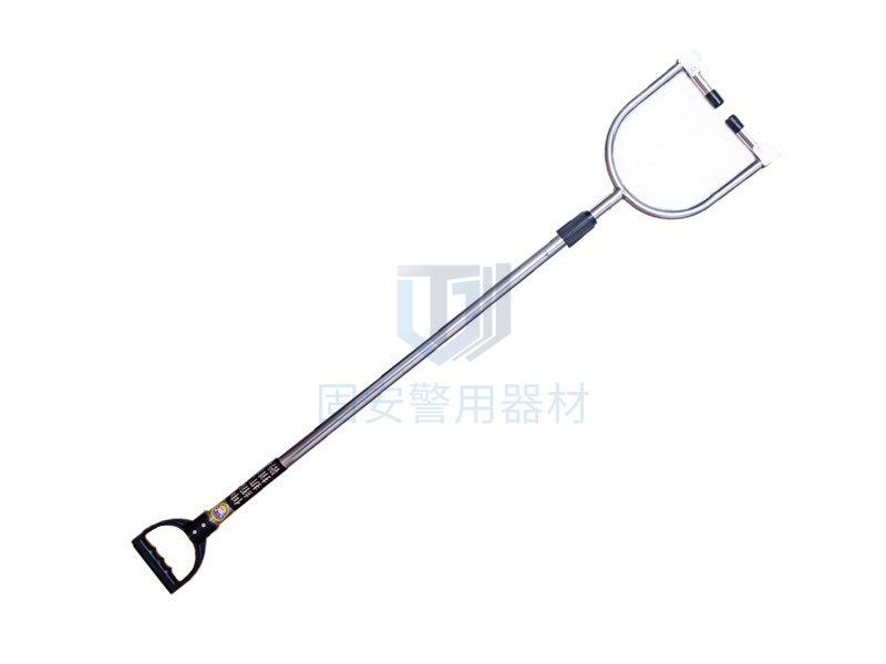學(xué)校保安要不要配備校園防暴鋼叉? 學(xué)校保安要不要配備校園防暴鋼叉?
